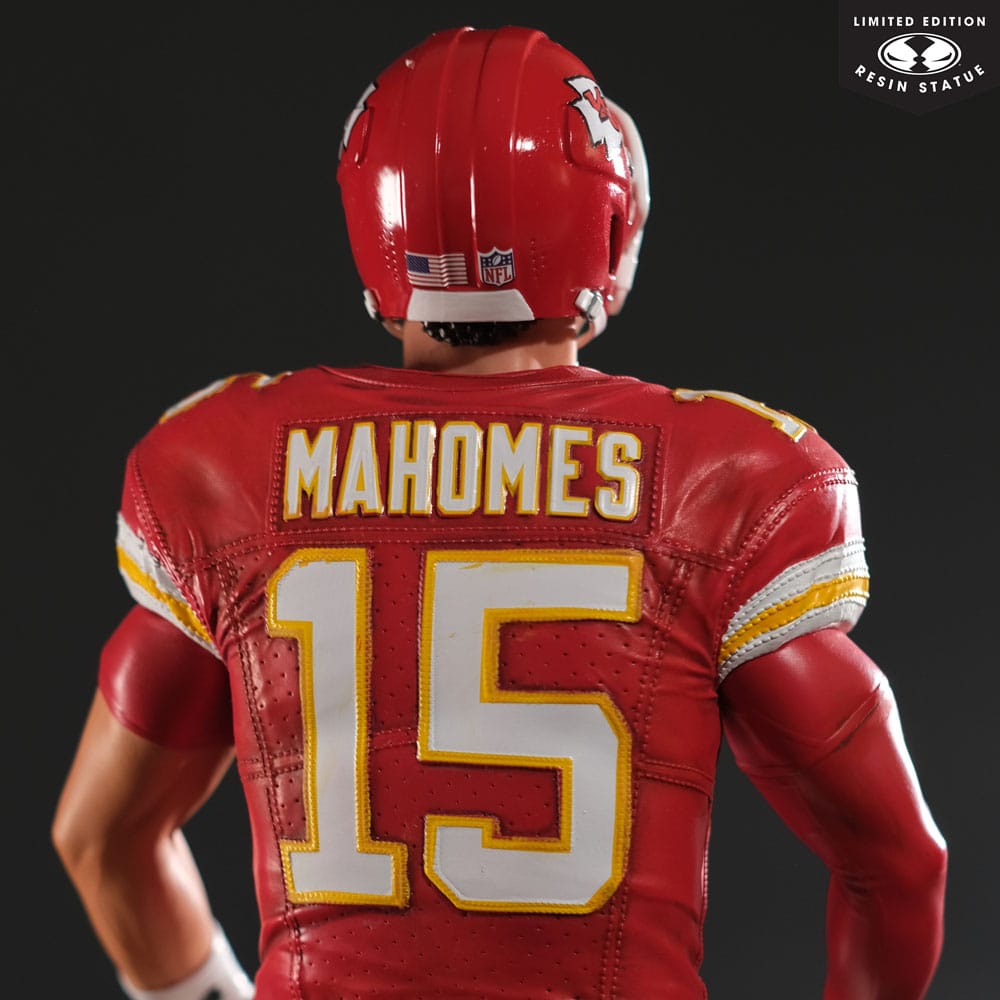 NFL Kansas City Chiefs Statue 1/6 Patrick Mahomes 30 cm Image 8
