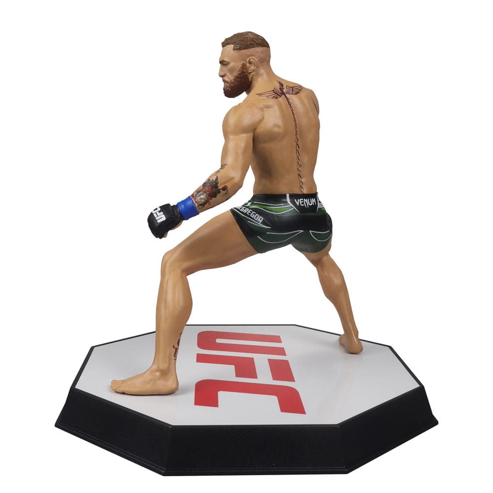 UFC Posed PVC Statue Conor McGregor 18 cm Image 3