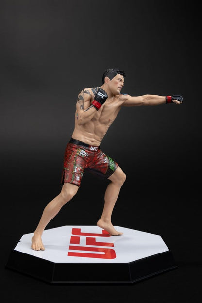 UFC Posed PVC Statue Brandon Moreno 16 cm Image 9