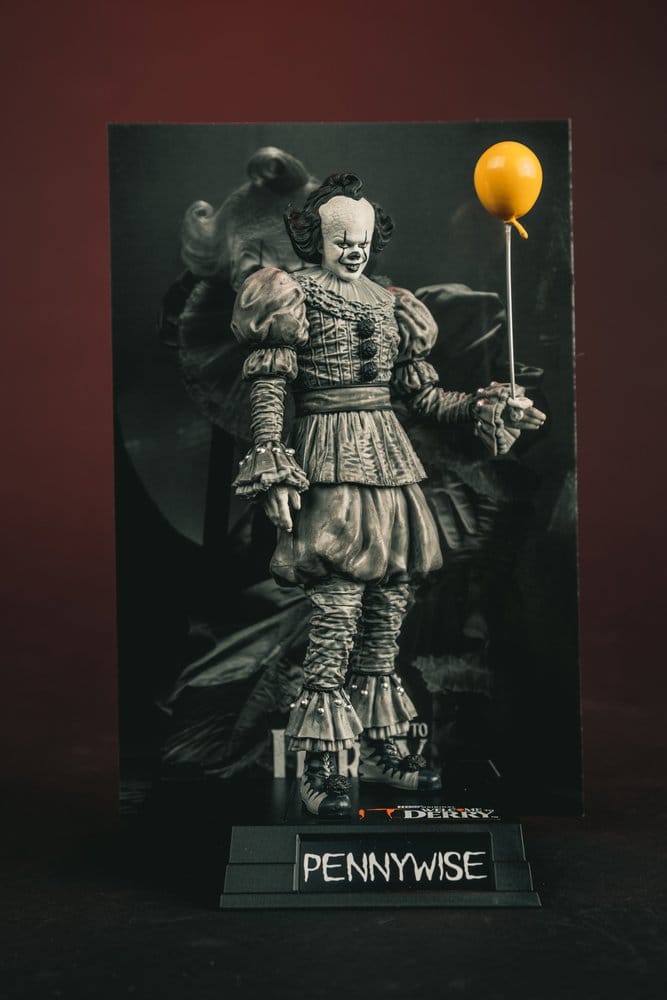 Es Welcome to Derry Movie Maniacs Figur Pennywise (Black &amp; White) 16 cm Image 12