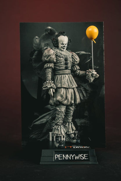 Es Welcome to Derry Movie Maniacs Figur Pennywise (Black &amp; White) 16 cm Image 12