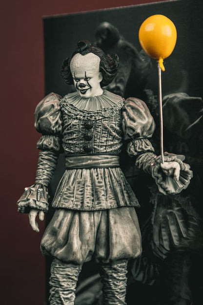 Es Welcome to Derry Movie Maniacs Figur Pennywise (Black &amp; White) 16 cm Image 15