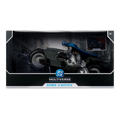 The Flash DC Multiverse Fahrzeug Batcycle with Batman Image 6