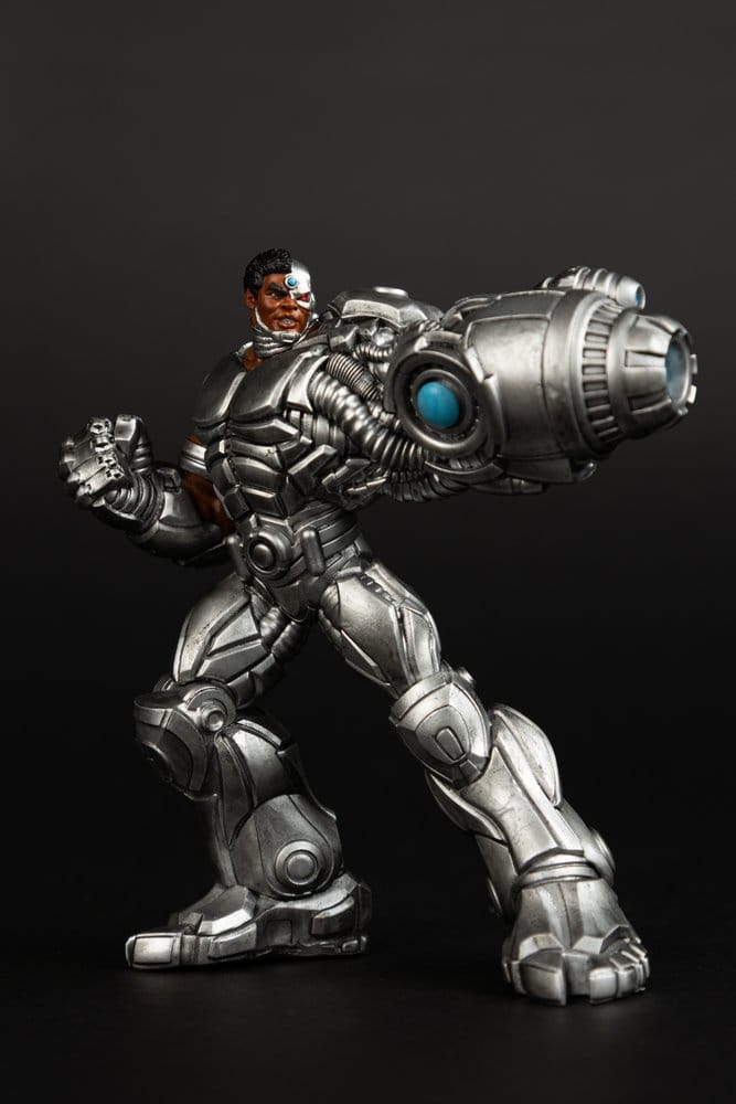 DC Direct Collector Vinyl Statue Cyborg 12 cm Image 10