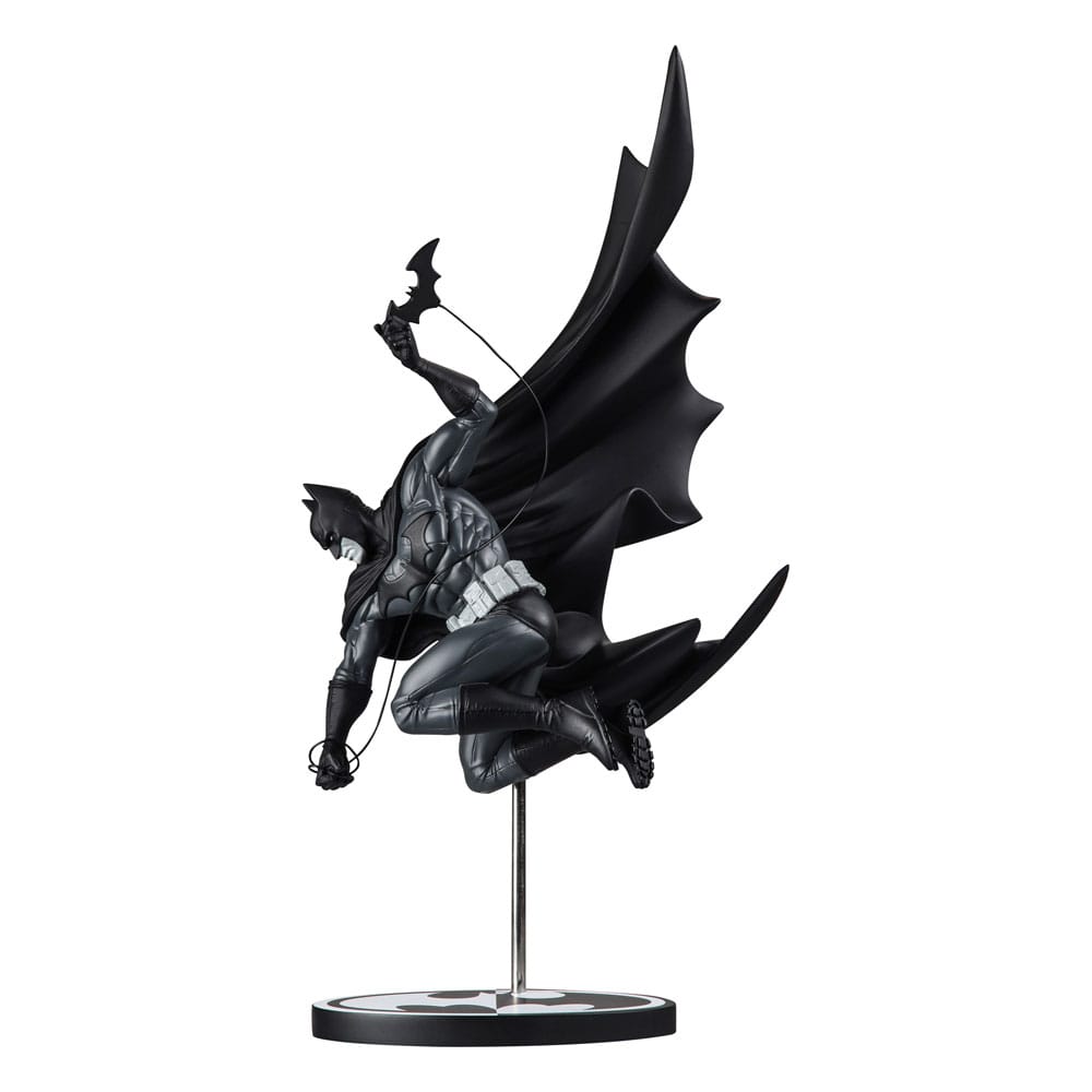 DC Direct Batman Black & White Statue 1/10 Batman by Inhyuk Lee 25 cm Image 1