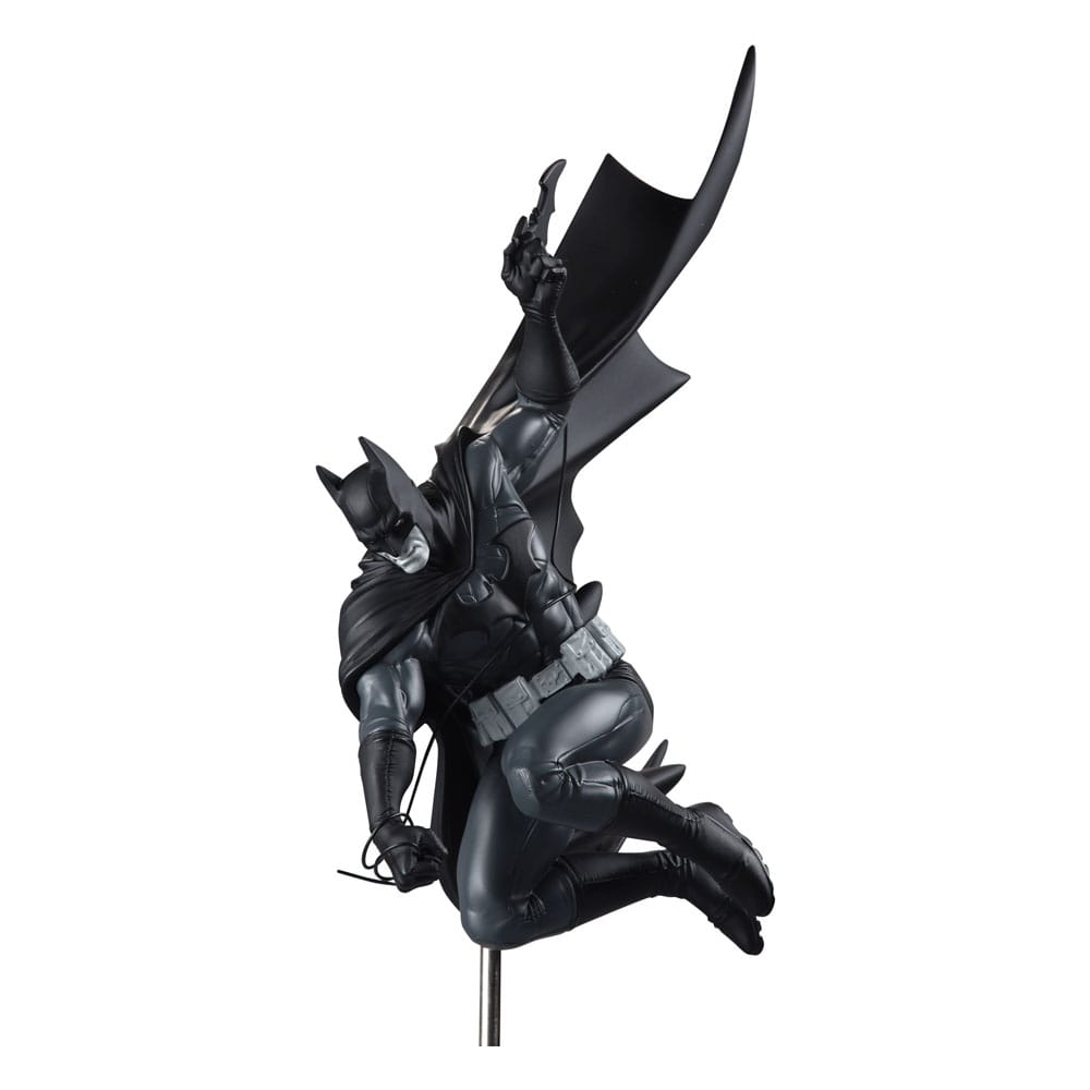 DC Direct Batman Black & White Statue 1/10 Batman by Inhyuk Lee 25 cm Image 4
