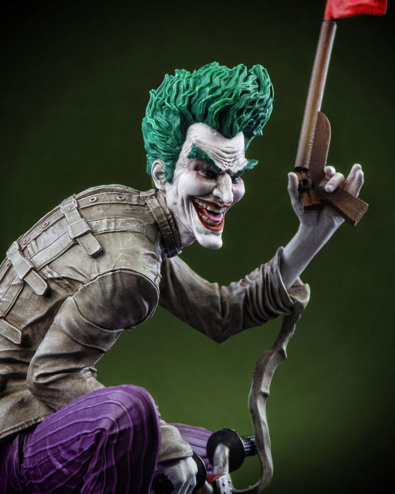 DC Direct  Statue 1/10 The Joker: Purple Craze - The Joker by Kaare Andrews 18 cm Image 4