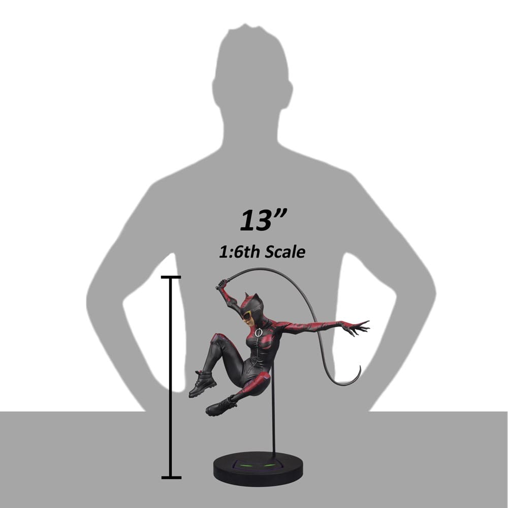 DC Designer Series Statue 1/6 Catwoman by Jock 33 cm Image 6
