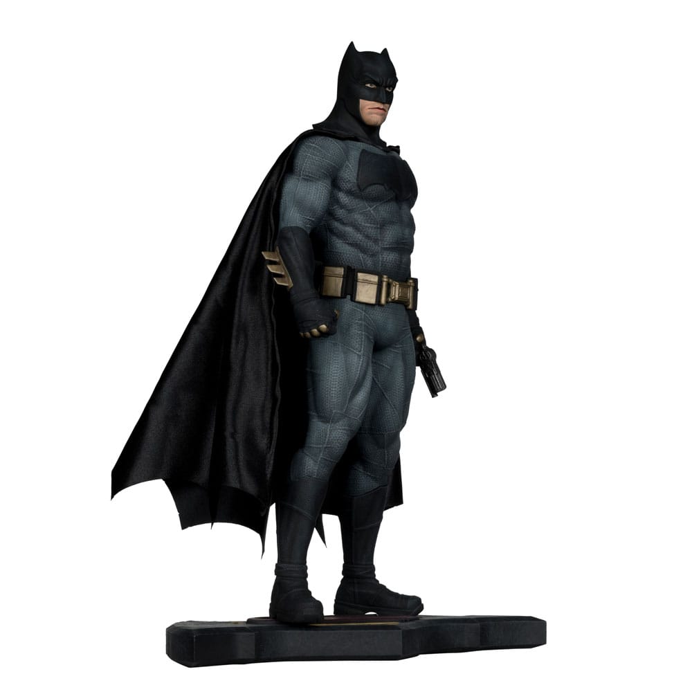 Batman v Superman: Dawn of Justice Statue 1/6 Batman 32 cm Image 2