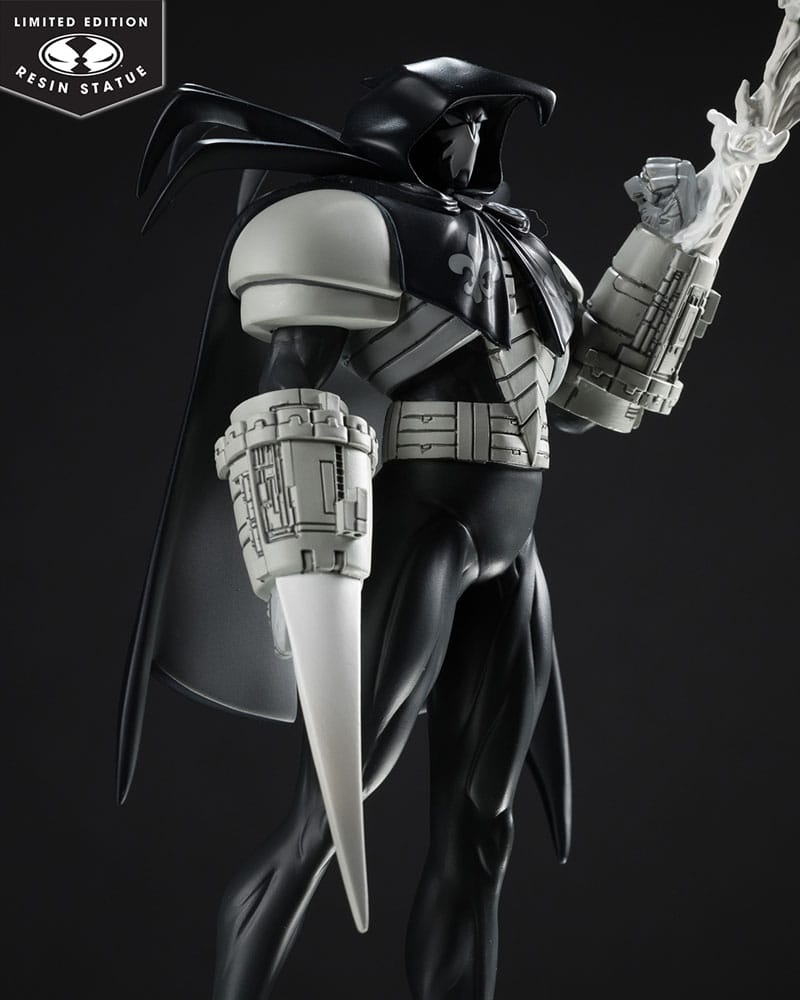 DC Direct Batman: Black & White Statue 1/10 Azrael by Joe Quesada 21 cm Image 5
