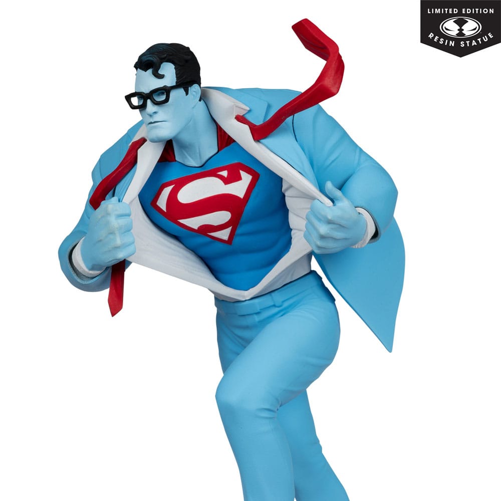 DC Direct Statue 1/10 Superman Red and Blue: Superman by Clayton Henry Limited Edition 16 cm Image 3