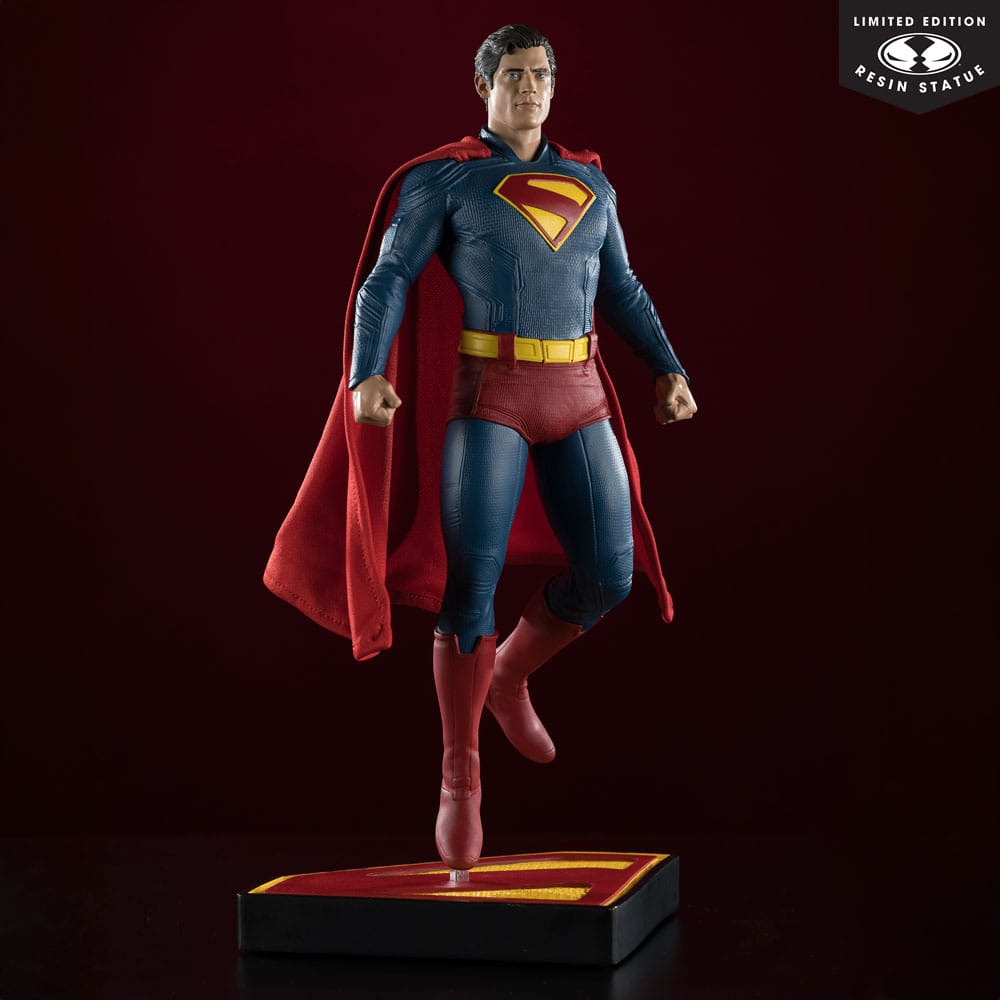 Superman (2025) DC Direct 1/6 Statue Superman 35 cm Image 7