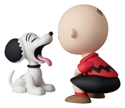 Peanuts UDF Series 20 Minifigur Charlie Brown & Yawn Snoopy 7 cm Image 2