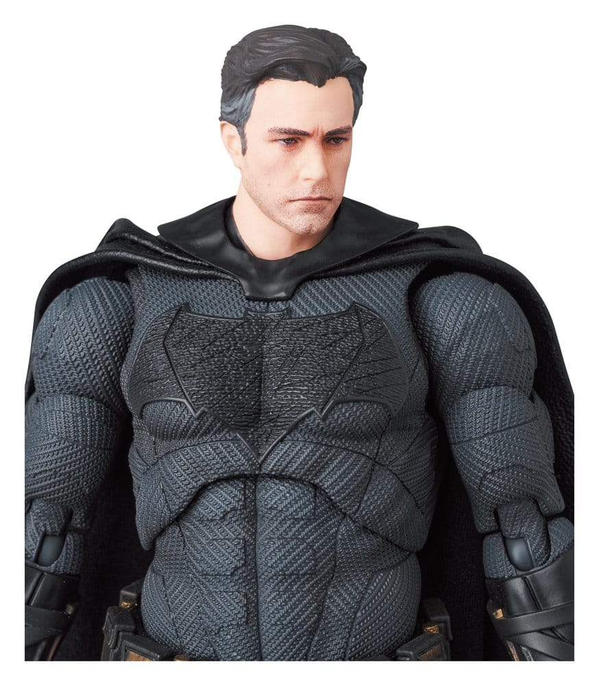 Zack Snyder's Justice League MAFEX Actionfigur Batman 16 cm (re-run) Image 3