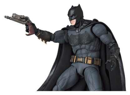 Zack Snyder's Justice League MAFEX Actionfigur Batman 16 cm (re-run) Image 5