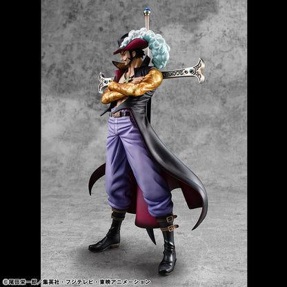 One Piece P.O.P SA-MAXIMUM PVC Statue Hawk Eye Dracule Mihawk Ver. R 29 cm Image 2
