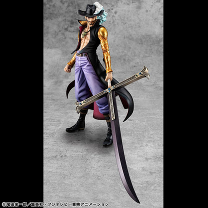 One Piece P.O.P SA-MAXIMUM PVC Statue Hawk Eye Dracule Mihawk Ver. R 29 cm Image 3