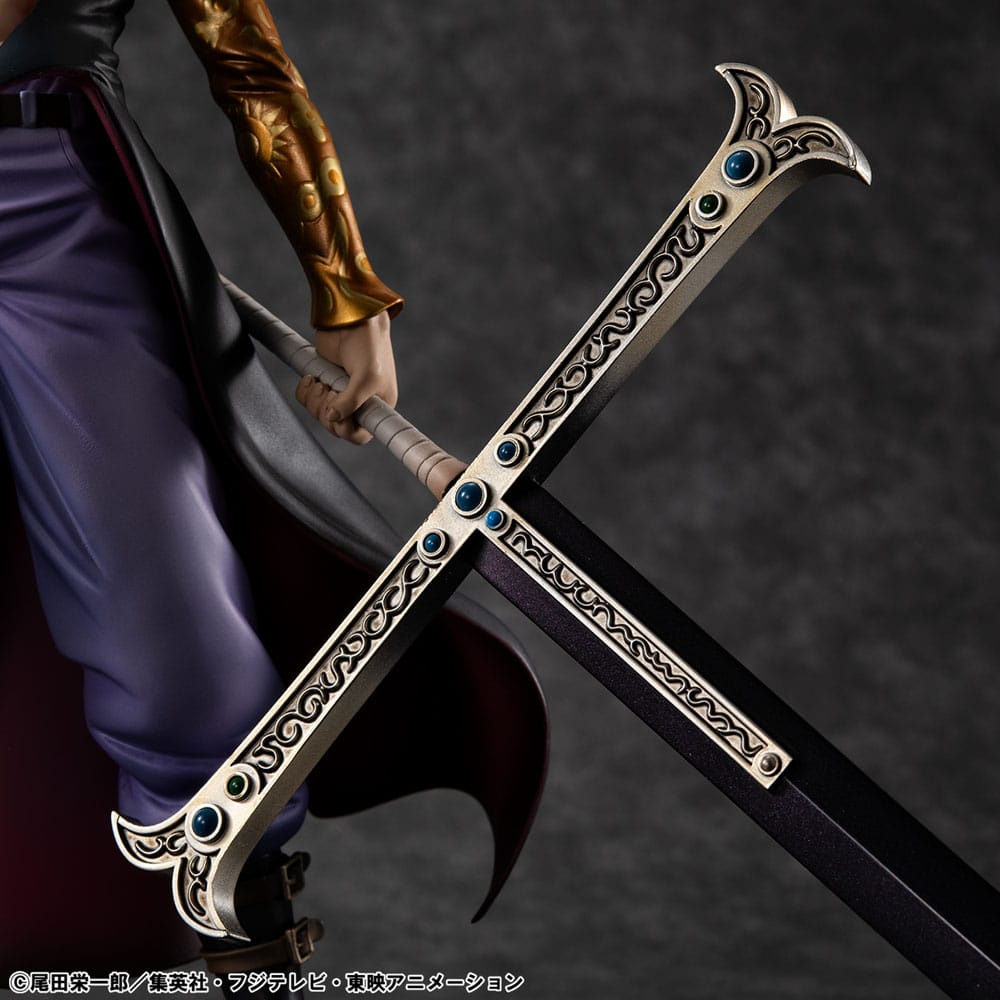 One Piece P.O.P SA-MAXIMUM PVC Statue Hawk Eye Dracule Mihawk Ver. R 29 cm Image 6
