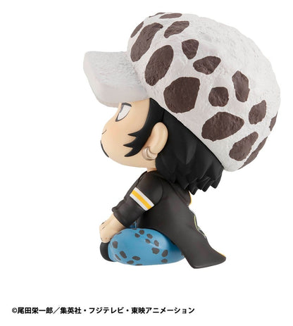 One Piece Look Up PVC Statue Trafalgar Law 11 cm Image 6