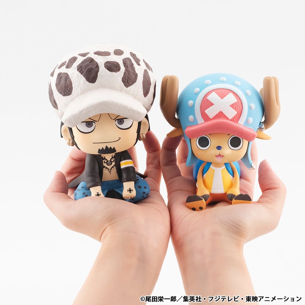 One Piece Look Up PVC Statue Trafalgar Law 11 cm Image 8