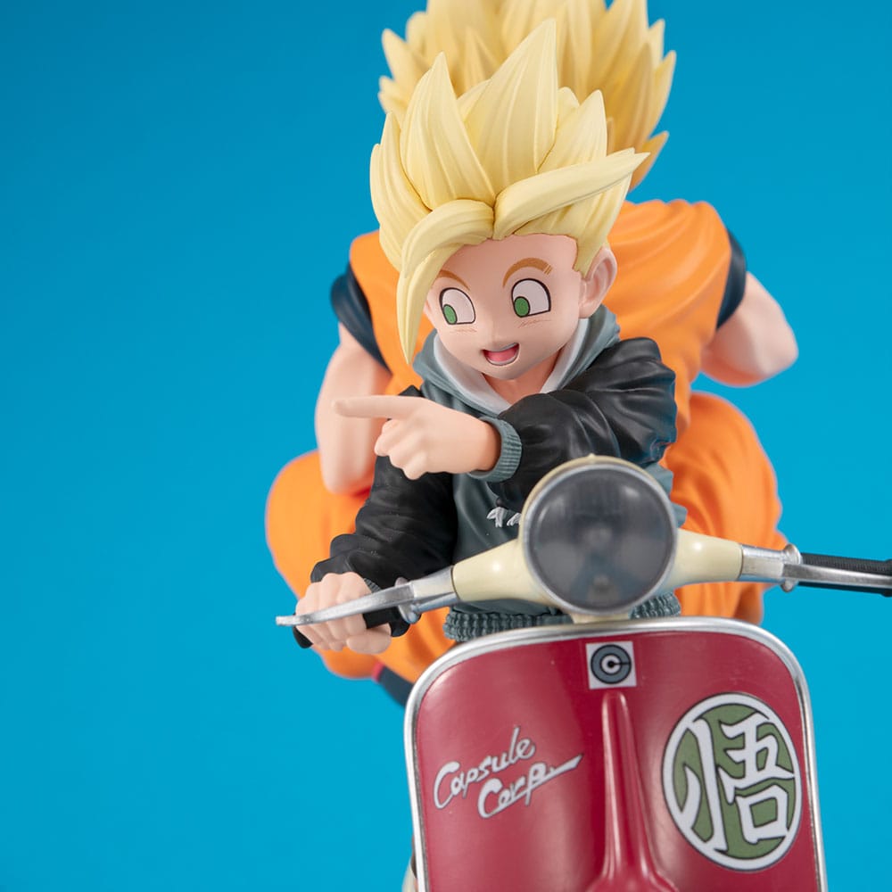 Dragonball Z 05 Desktop Real McCoy PVC Diorama Super Saiyan Son Goku & Super Saiyan Son Gohan & Motorbike 16 cm Image 4