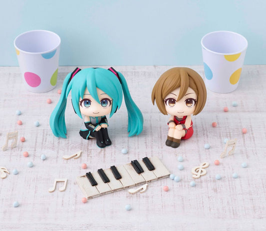 Character Vocal Series Look Up PVC Statue Hatsune Miku & Meiko Set (with gift) 11 cm Image 1