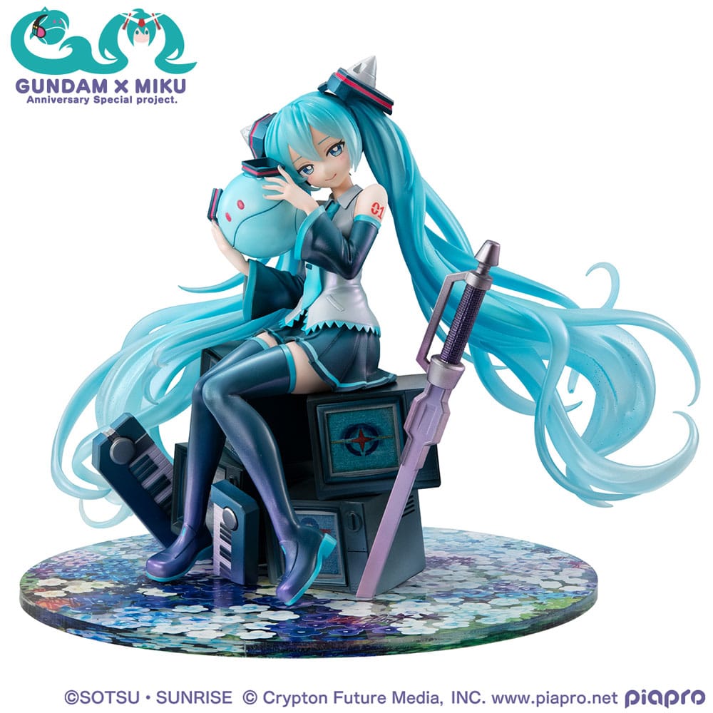 Mobile Suit Gundam x Hatsune Miku Lucrea PVC Statue Hatsune Miku x OO Gundam 45th Anniversary 17 cm Image 8
