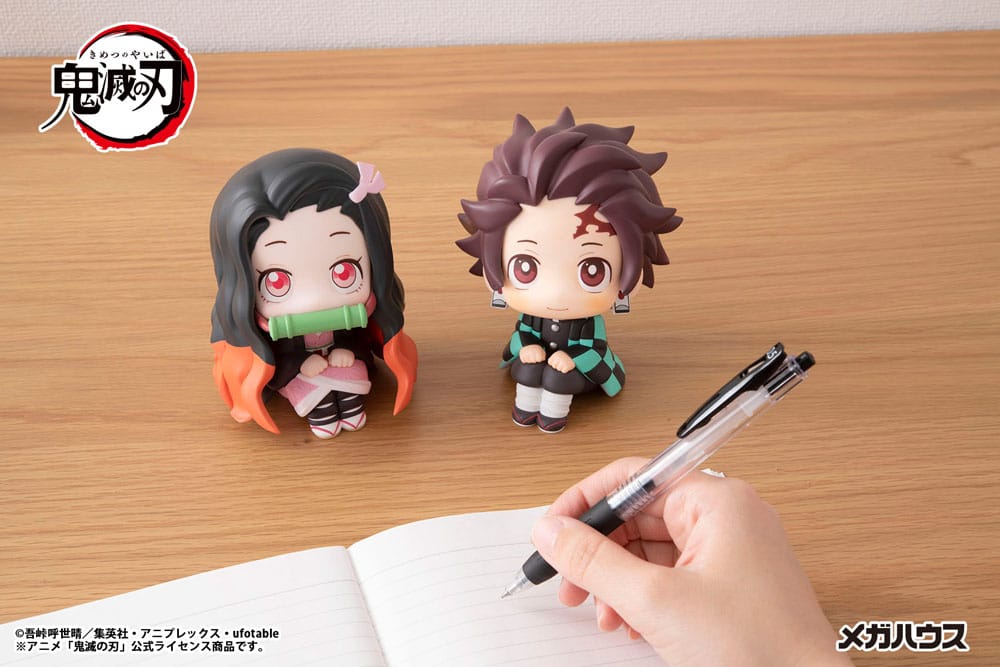 Demon Slayer Kimetsu no Yaiba Look Up PVC Statue Tanjiro Kamado 11 cm Image 9