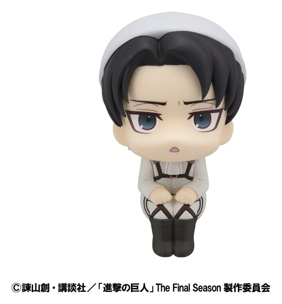 Attack on Titan Look Up PVC Statue Levi Cleaning up Ver. 11 cm Image 1
