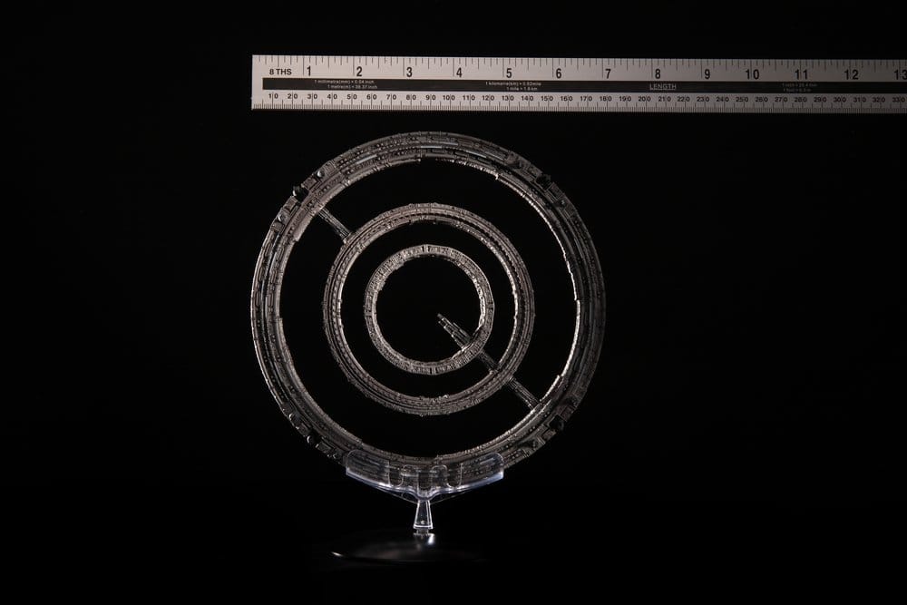 Foundation Die-Cast The Invictus Spaceship 20 cm Image 11