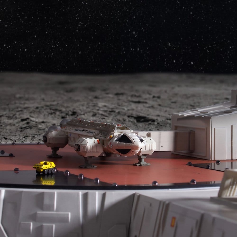 Mondbasis Alpha 1 Spielset Landing Pad (with Eagle Transporter) 46 cm Image 9