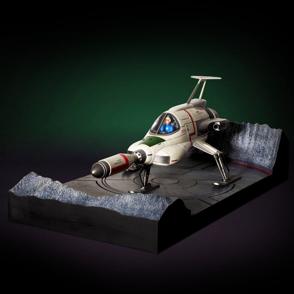 UFO Deluxe Die-Cast Replik Interceptor 18 cm Image 2