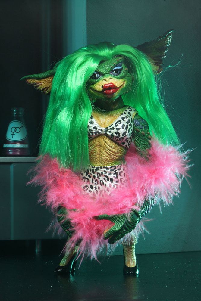 Gremlins 2 Ultimate Actionfigur Greta 15 cm Image 7