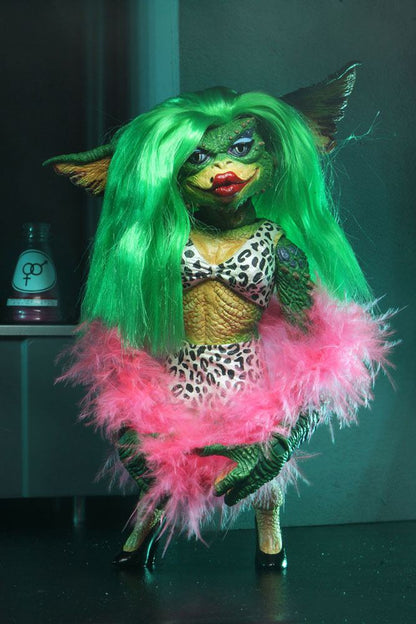 Gremlins 2 Ultimate Actionfigur Greta 15 cm Image 7