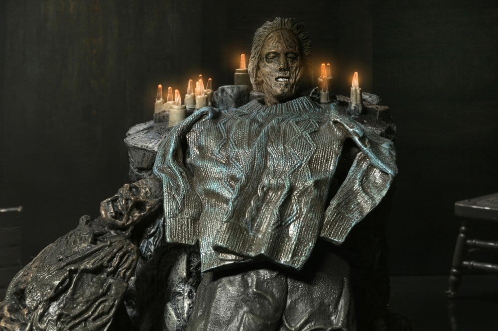 Friday the 13th: The Game Diorama Pamela Shrine Image 8