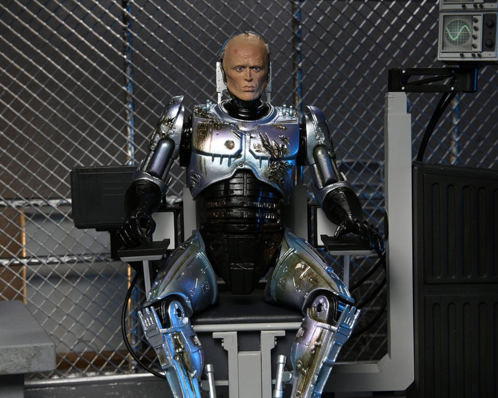 RoboCop Actionfigur Ultimate Battle Damaged RoboCop with Chair 18 cm Image 9
