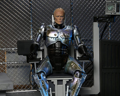 RoboCop Actionfigur Ultimate Battle Damaged RoboCop with Chair 18 cm Image 9