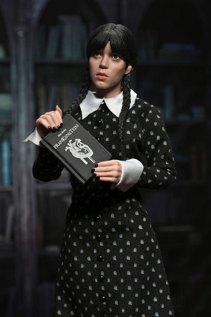 Wednesday Actionfigur Wednesday (Classic Dress) 20 cm Image 5