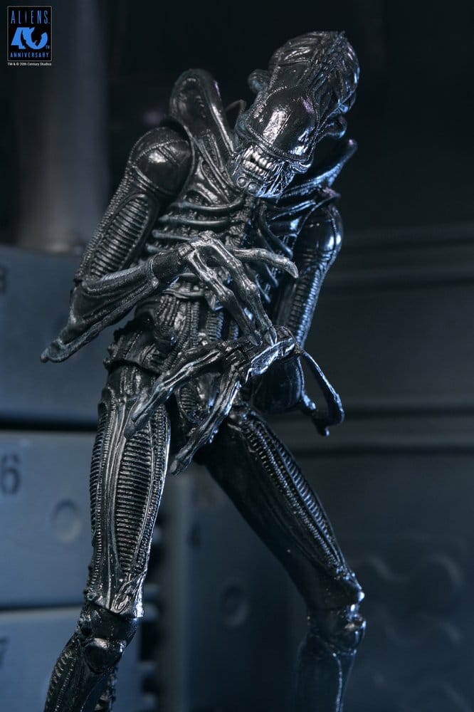 Aliens Ultimate Actionfigur Warrior (1986) Xenomorph Black (40th Anniversary) 23 cm Image 7