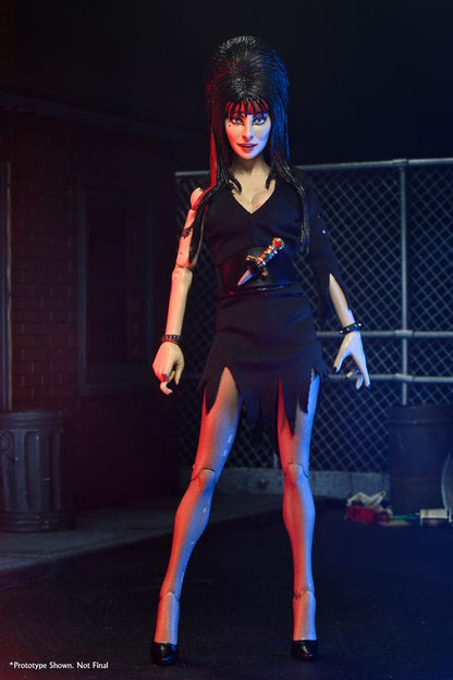 Elvira - Herrscherin der Dunkelheit Clothed Actionfigur Commando Elvira 20 cm Image 14