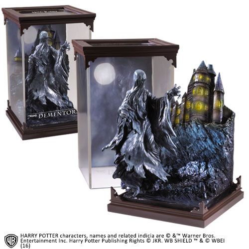 Harry Potter Magical Creatures Diorama Dementor 19 cm Image