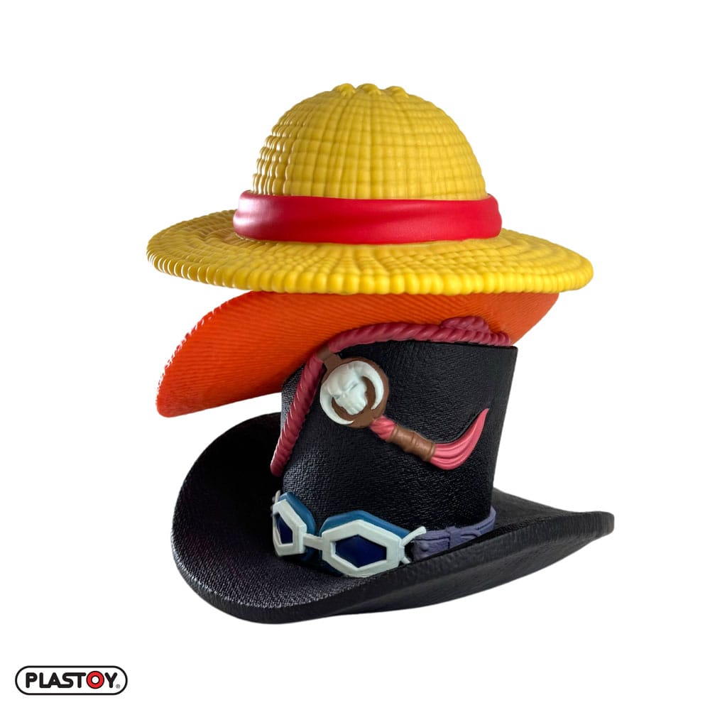 One Piece Spardose Stack of Hats Image 3