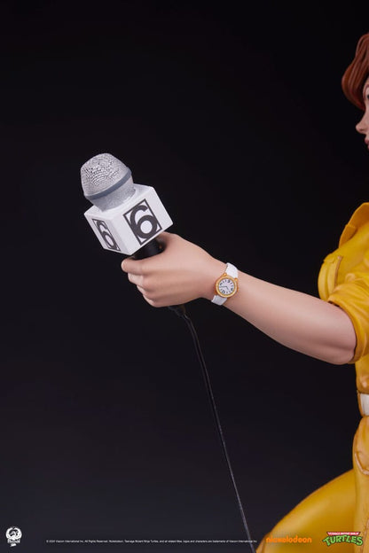 Teenage Mutant Ninja Turtles Premier Series Statue 1/4 April O'Neil 46 cm Image 18