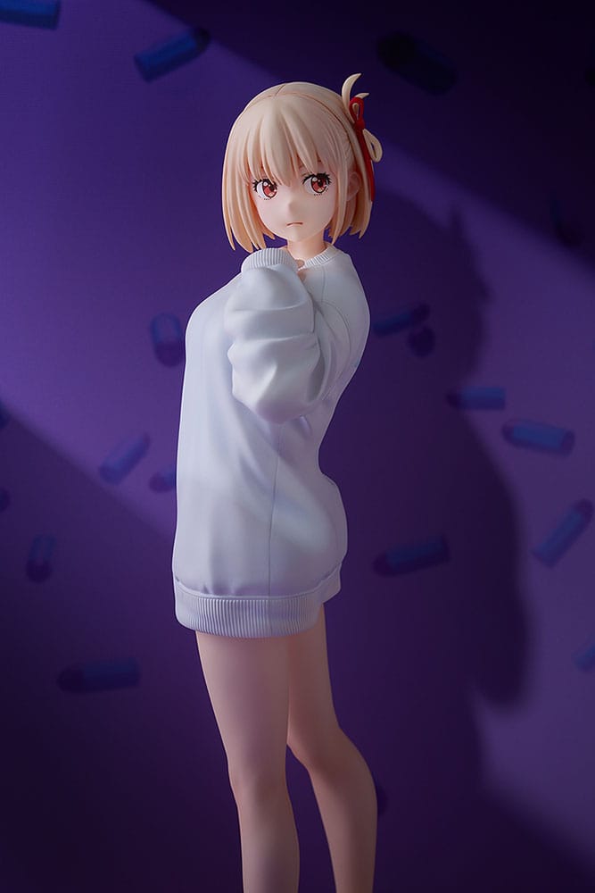 Lycoris Recoil PVC Statue 1/7 Chisato Nishikigi: Oversized Sweatshirt Ver. 25 cm Image 10