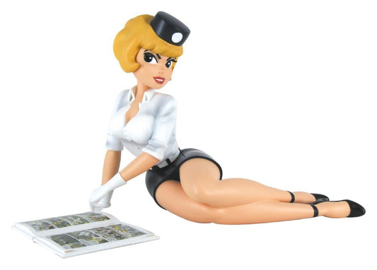 Natacha Resin Statue Pause Lecture 15 cm Image