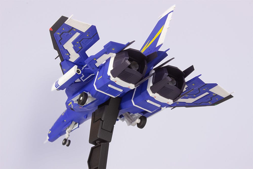 Raiden V Director´s Cut Plastic Model Kit 1/100 FT-00004A Azuma 2P Color Ver. 18 cm Image 5