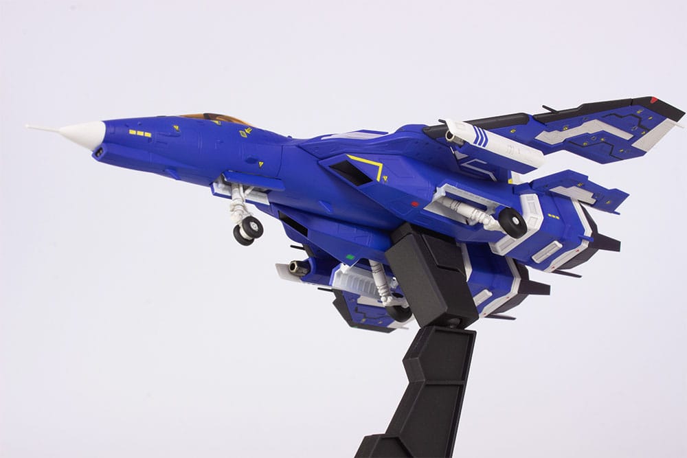 Raiden V Director´s Cut Plastic Model Kit 1/100 FT-00004A Azuma 2P Color Ver. 18 cm Image 6