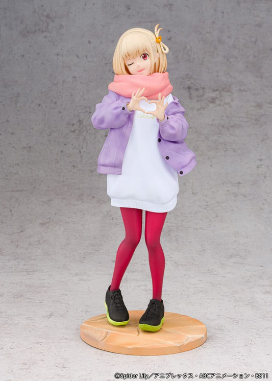 Lycoris Recoil PVC Statue 1/7 Chisato Nishikigi Winter Ver. 23 cm Image 2