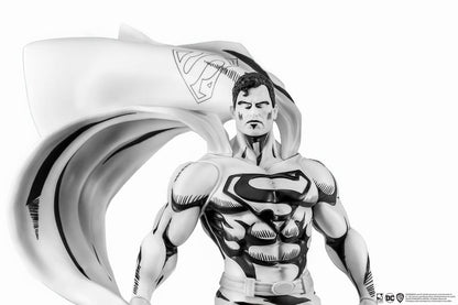 Man of Steel PX PVC Statue 1/8 SDCC 2024 Superman Black & White Version 36 cm Image 7