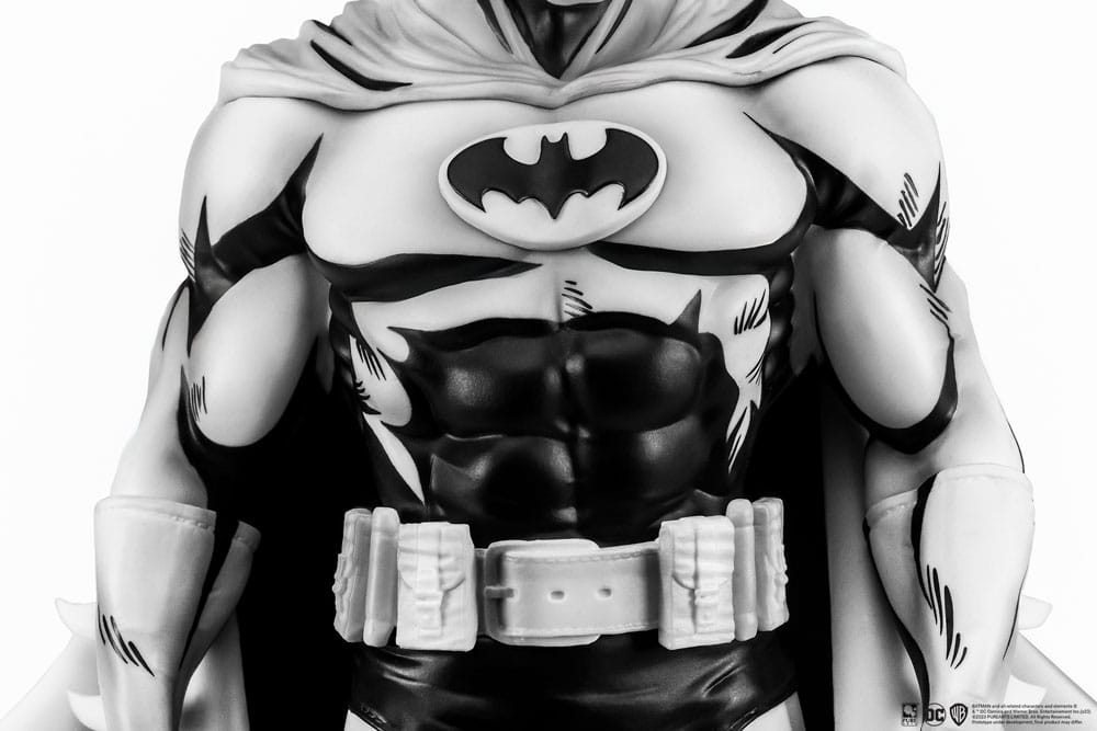 Batman PX PVC Statue 1/8 SDCC 2024 Batman Black & White Version 27 cm Image 7